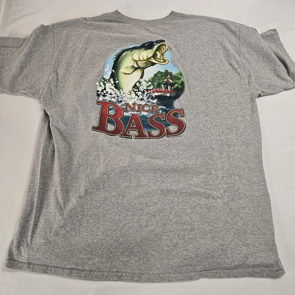 Big Dogs Nice Bass Fish Tshirt Size 2XL Vintage Y2K Tee